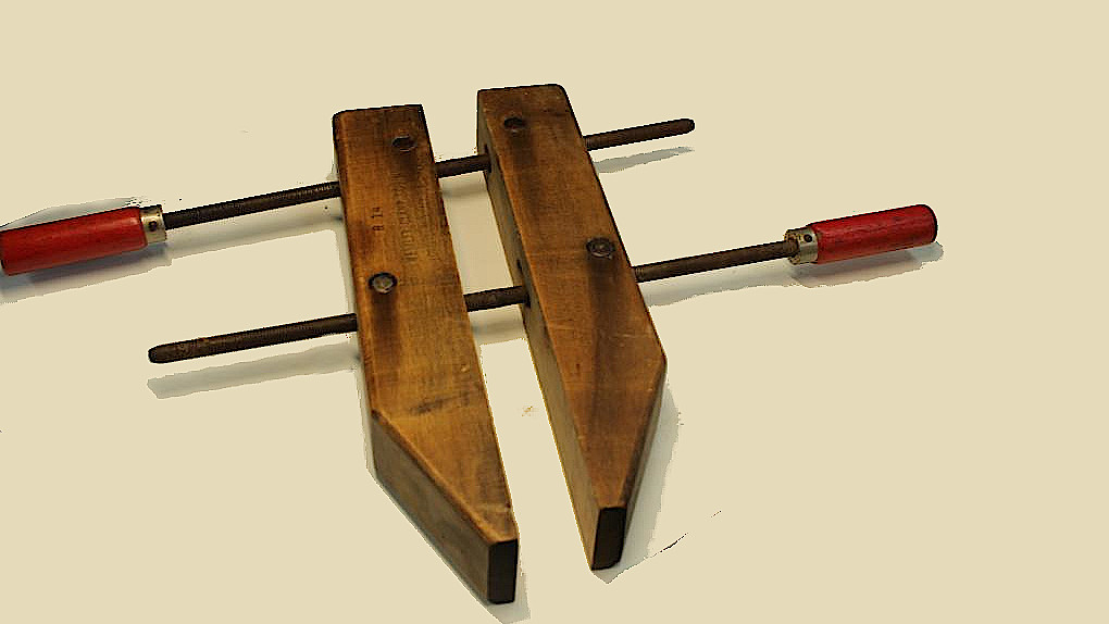 R14 handscrew clamp