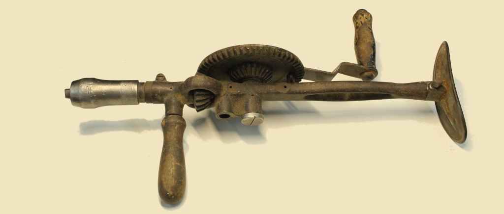 Hand drill1