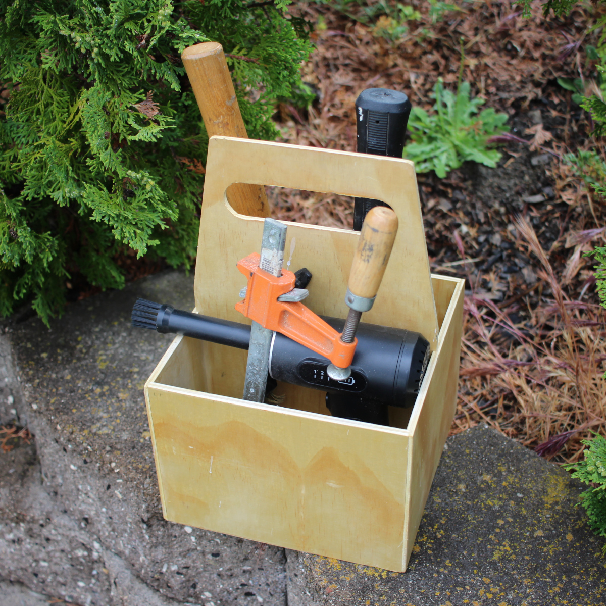 Tool caddy