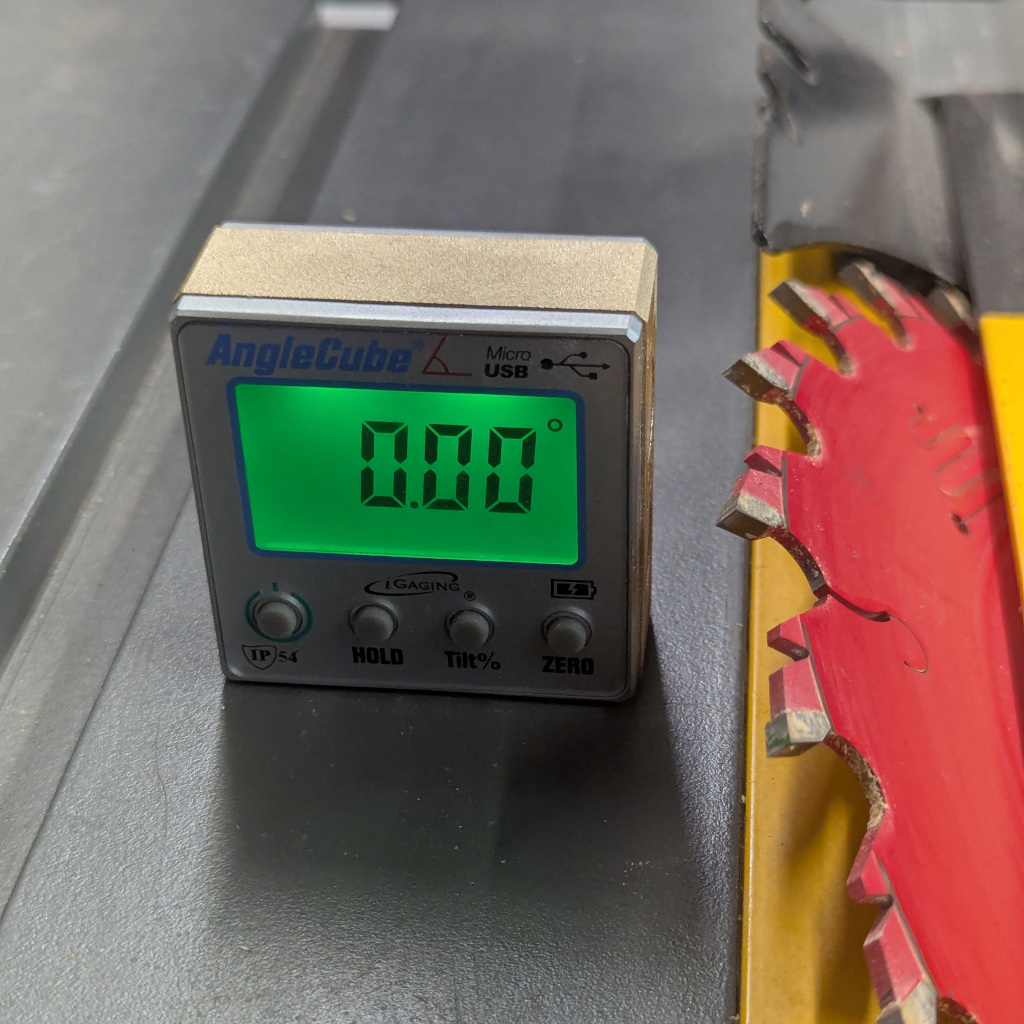 Set to the flat of my table saw