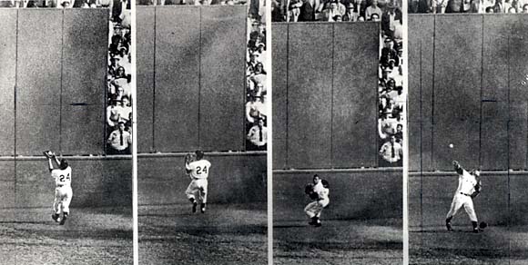 Mays makes the over the shoulder catch at the wall